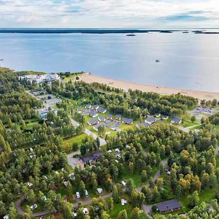 Nallikari Holiday Village Cottages Oulu Exterior photo